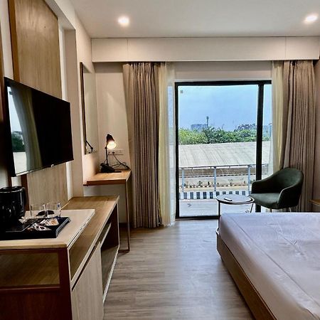 Hotel Limon & Banquet Sector 29, Ґурґаон Екстер'єр фото