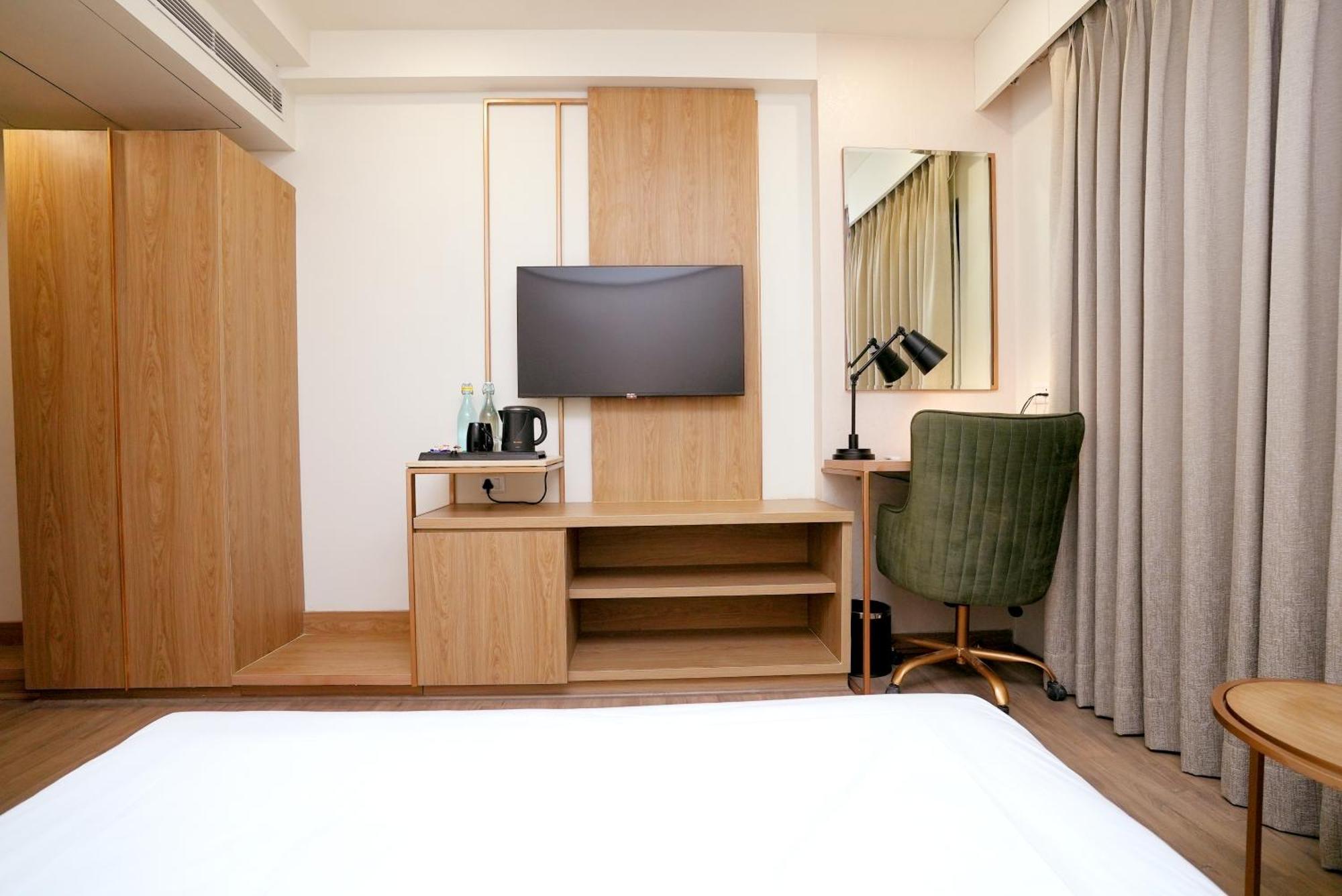 Hotel Limon & Banquet Sector 29, Ґурґаон Екстер'єр фото