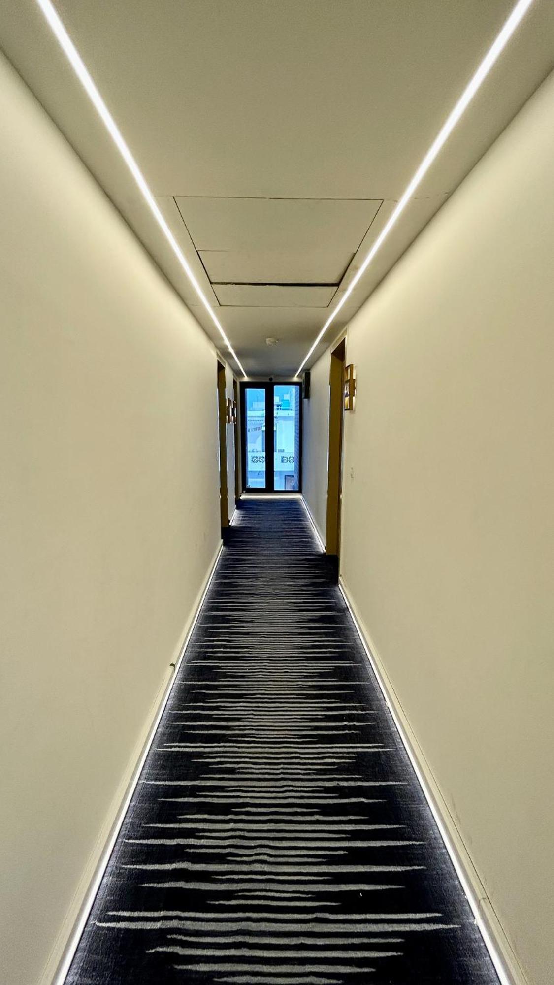Hotel Limon & Banquet Sector 29, Ґурґаон Екстер'єр фото